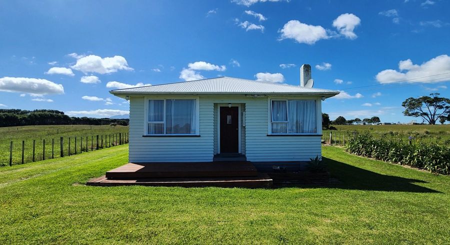  at 5854 South Road, Opunake, South Taranaki, Taranaki