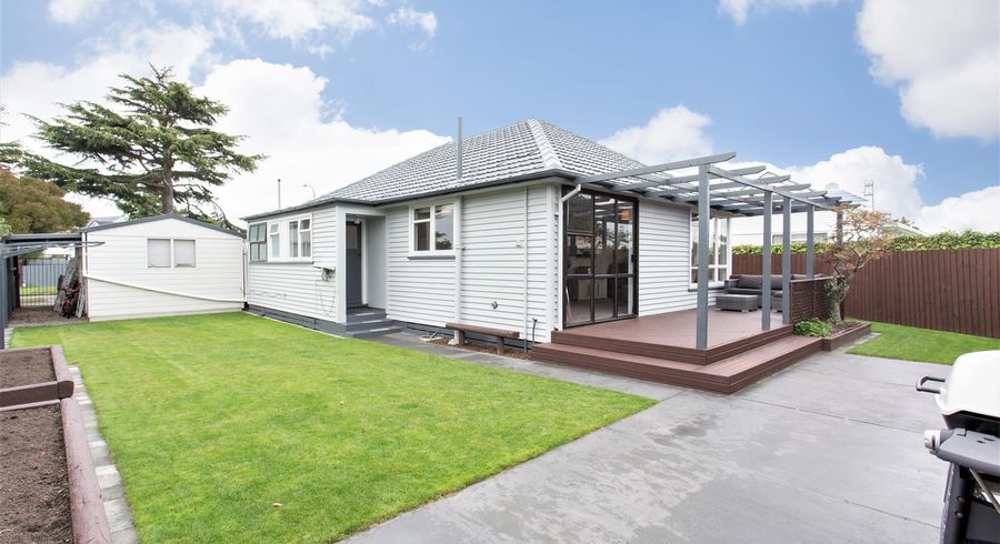  at 10 Gregory Avenue, Islington, Christchurch