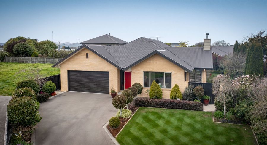  at 96 Willowview Drive, Redwood, Christchurch
