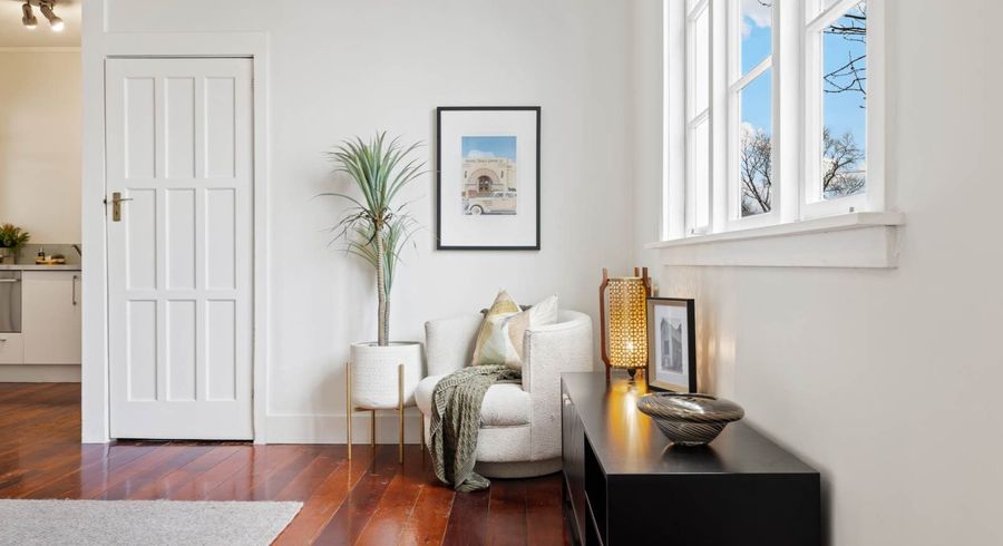  at 2/6 Sarawia Street, Newmarket, Auckland City, Auckland