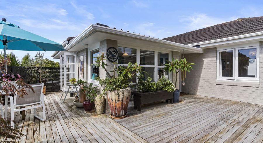  at 21 Howe Street, Howick, Auckland