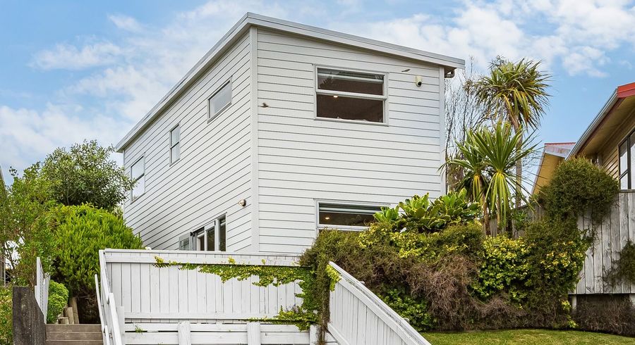  at 2A Hillary Street, Tawa, Wellington, Wellington