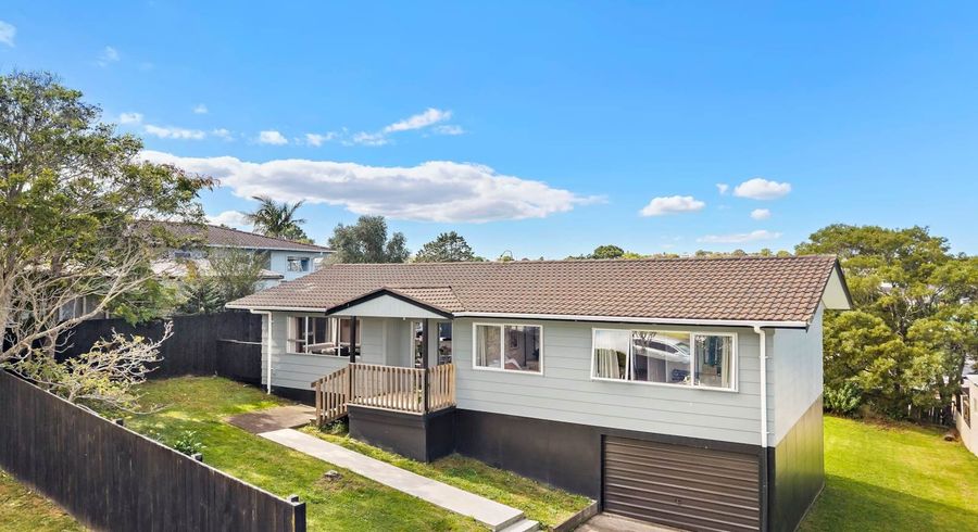  at 7 Sumich Place, West Harbour, Waitakere City, Auckland