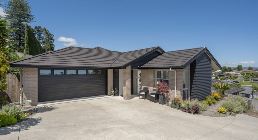  at 105 Condor Drive, Pyes Pa, Tauranga