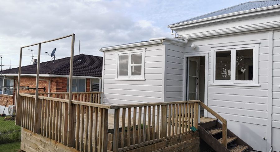  at 3/4 Mountain View Rd, Western Springs, Auckland City, Auckland