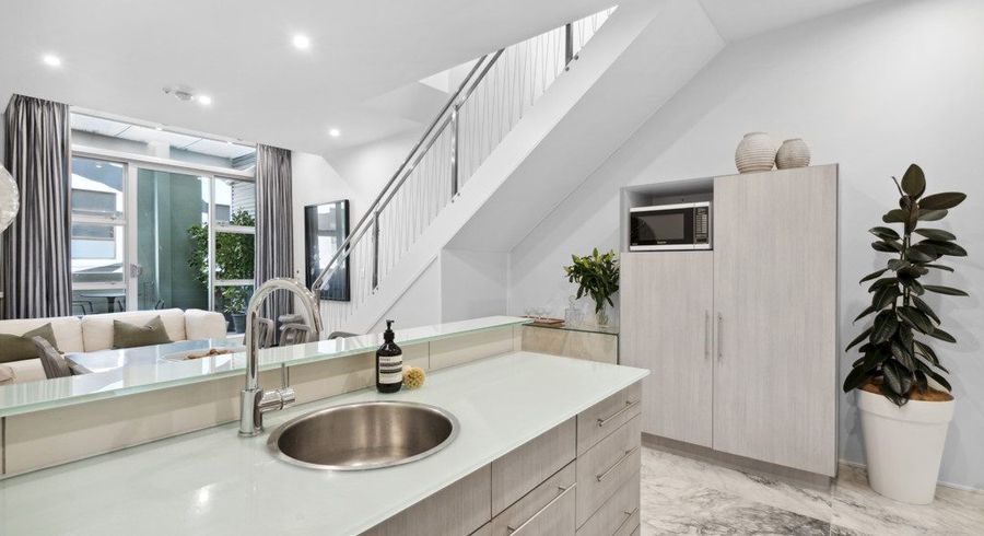  at 1/3 Holland Street, Te Aro, Wellington, Wellington