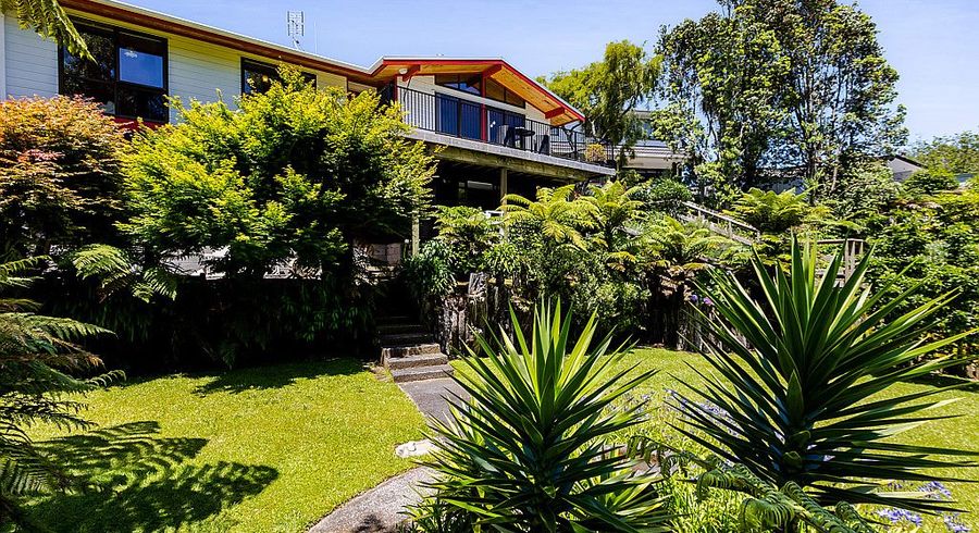  at 11 Lombardy Place, Whalers Gate, New Plymouth