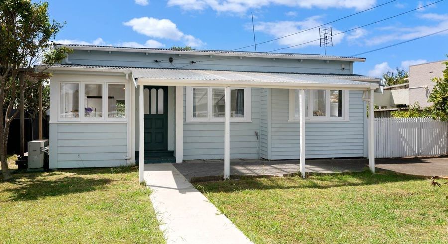  at 24 Arran Street, Avondale, Auckland City, Auckland