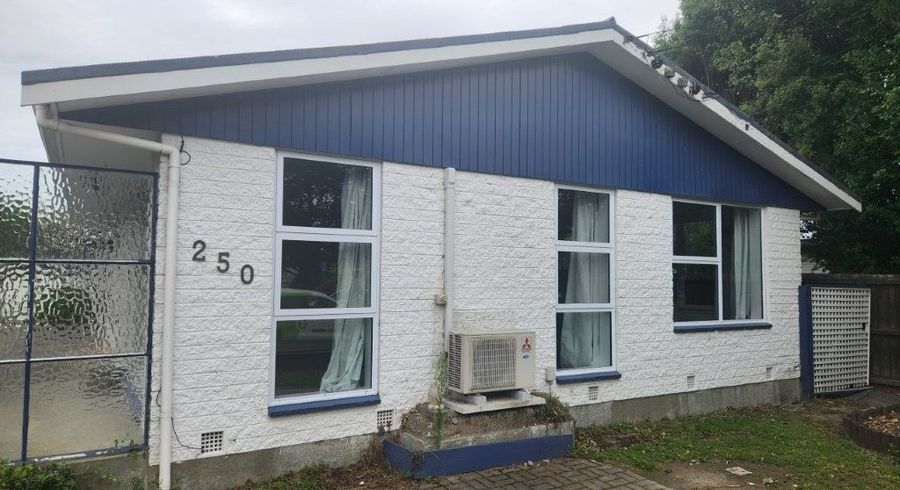  at 1/250 Waimairi Road, Ilam, Christchurch City, Canterbury