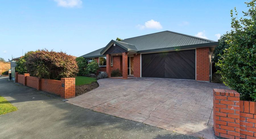  at 5 Lowry Avenue, Redwood, Christchurch