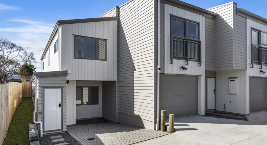  at 99E Mahia Road, Wattle Downs, Manukau City, Auckland