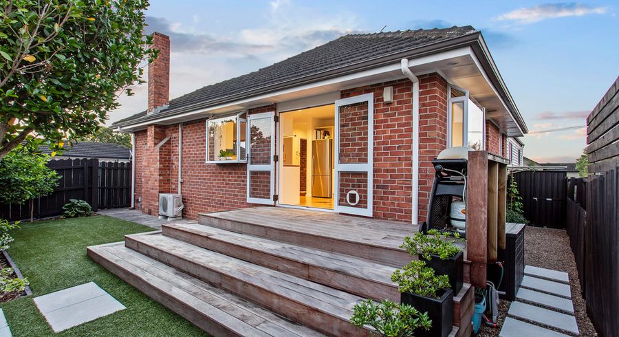  at 2/26 Eaglehurst Road, Ellerslie, Auckland