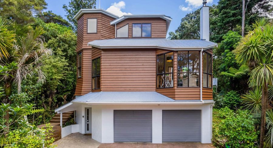  at 15 Trelawny Place, Hillcrest, North Shore City, Auckland