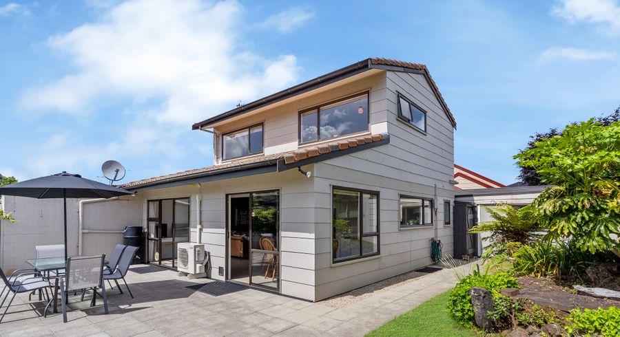  at 4/24 Turama Road, Royal Oak, Auckland