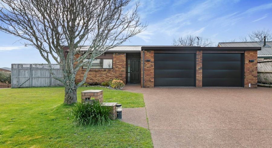  at 51 Bay Vista Drive, Red Beach, Red Beach