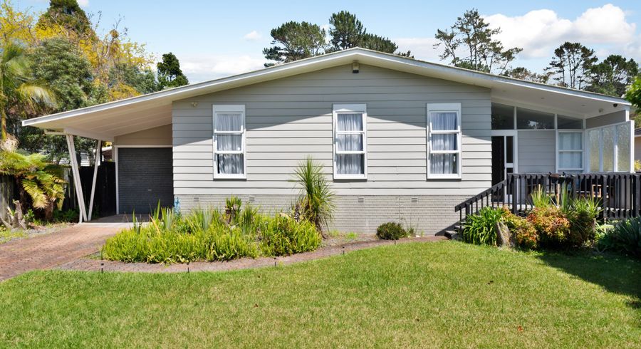  at 11 Allington Road, Massey, Auckland