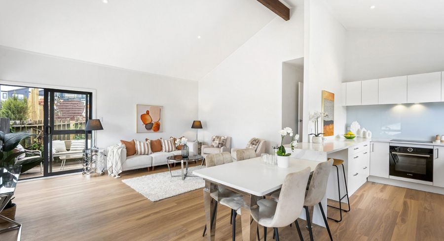  at 32A Bayview Road, Glenfield, North Shore City, Auckland