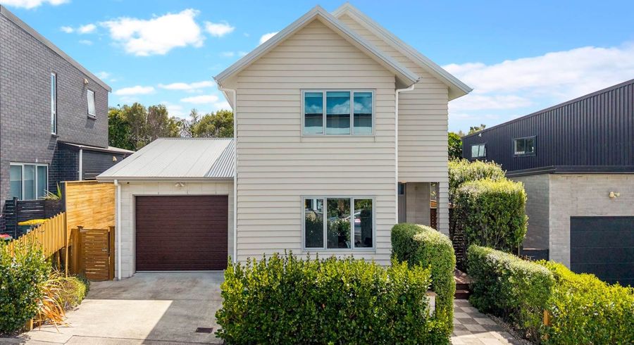 at 9 Tihema Lane, Westgate, Waitakere City, Auckland