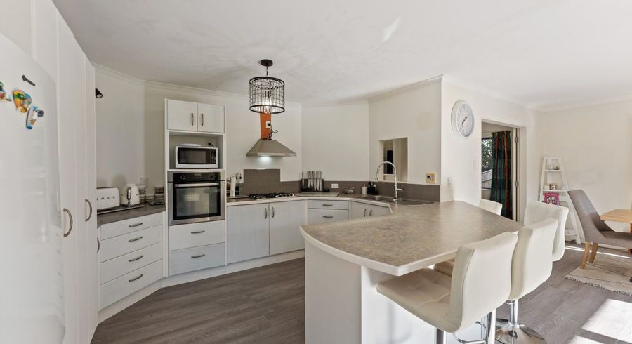  at 2 Betty Watt Grove, Riverstone Terraces, Upper Hutt