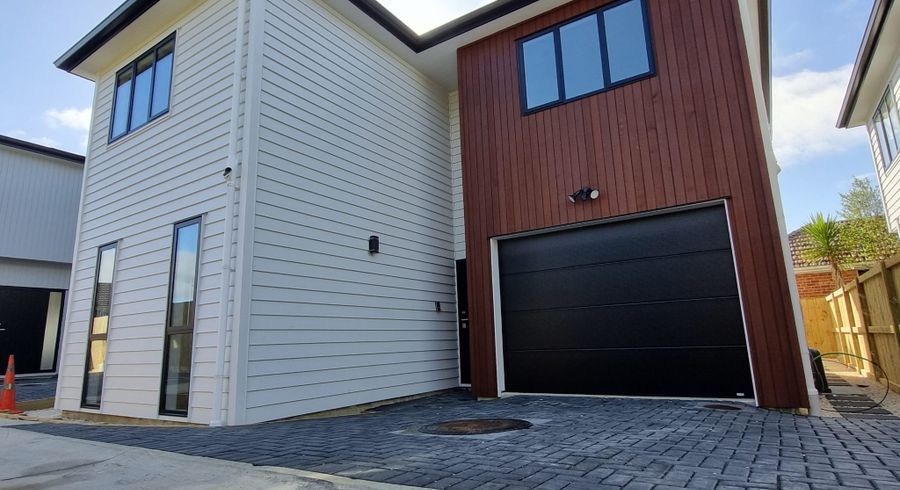  at 143c Seabrook Ave, New Lynn, Waitakere City, Auckland