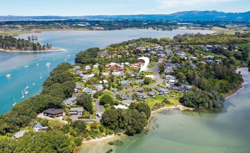  at 3 Giles Way, Katikati