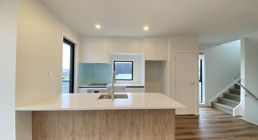  at 21 Tahingamanu Rd, Hobsonville, Waitakere City, Auckland