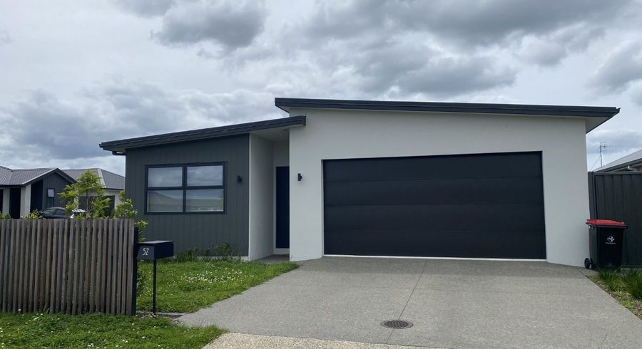  at 52  Hammick  Crescent, Pyes Pa, Tauranga, Bay Of Plenty