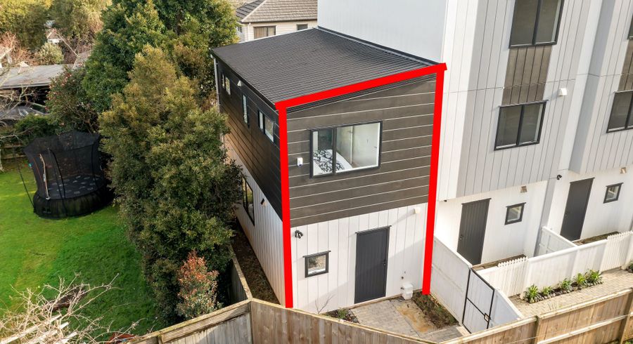  at 11/54 Swanson Road, Henderson, Waitakere City, Auckland