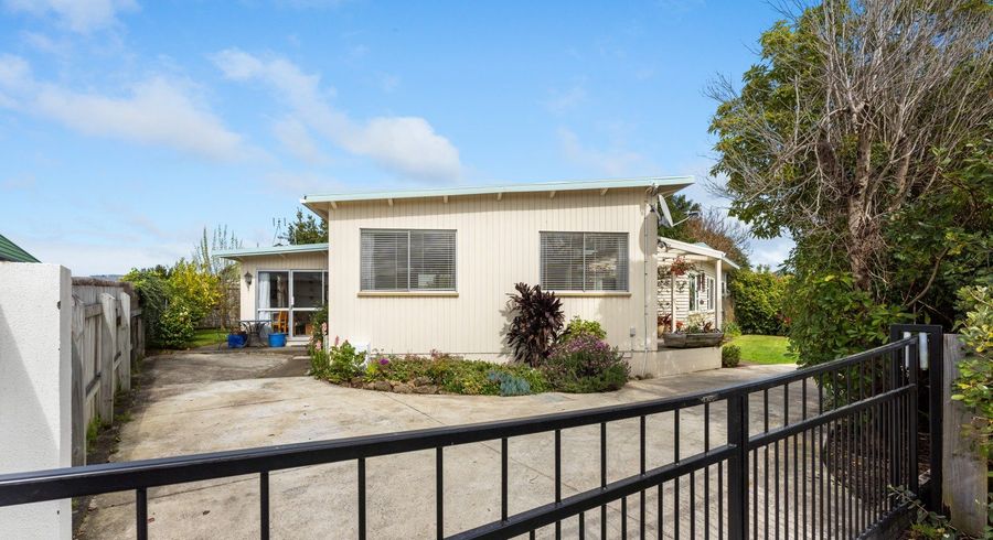  at 84 Pahiatua Street, Hokowhitu, Palmerston North