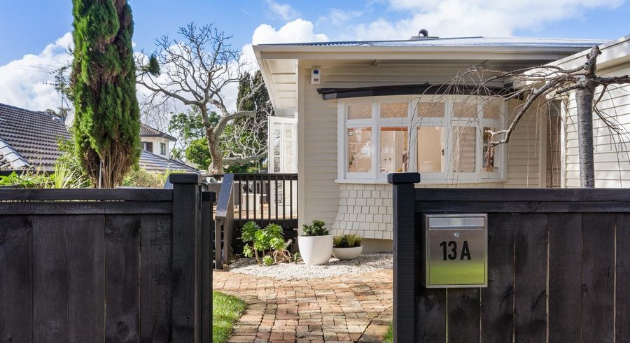 at 13A Irirangi Road, Greenlane, Auckland City, Auckland