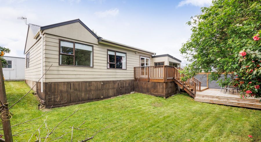  at 17A Nottingham Avenue, Awapuni, Palmerston North, Manawatu / Whanganui