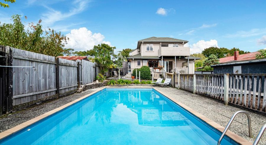  at 16 Eastdale Road, Avondale, Auckland