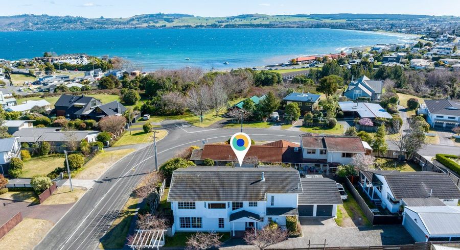  at 1/4 Ingle Avenue, Waipahihi, Taupō