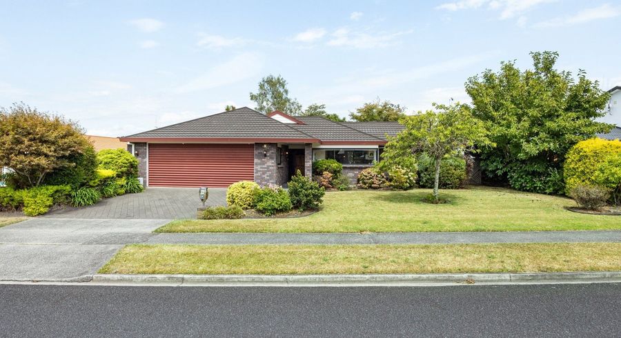  at 6 Moreland Avenue, Pukete, Hamilton