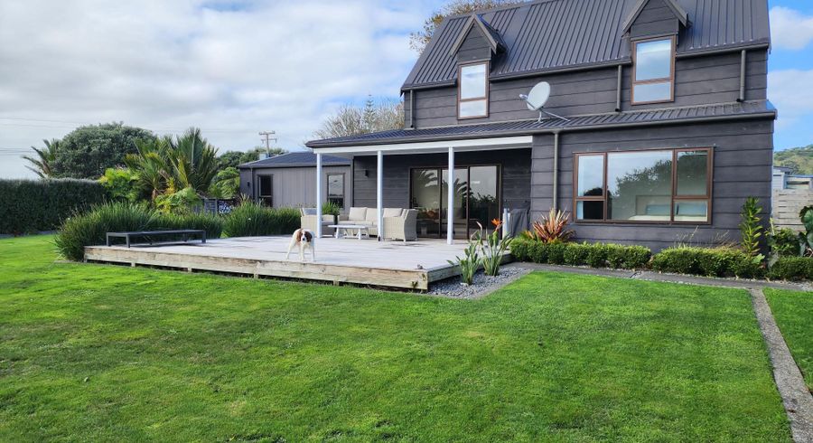  at 136 Wairau Road, Oakura, New Plymouth, Taranaki