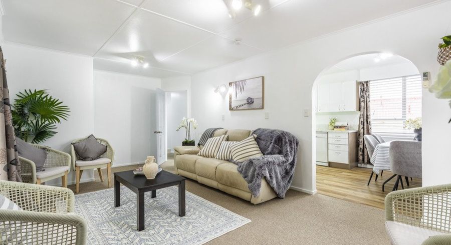  at 25 Clapham Grove, Stokes Valley, Lower Hutt, Wellington