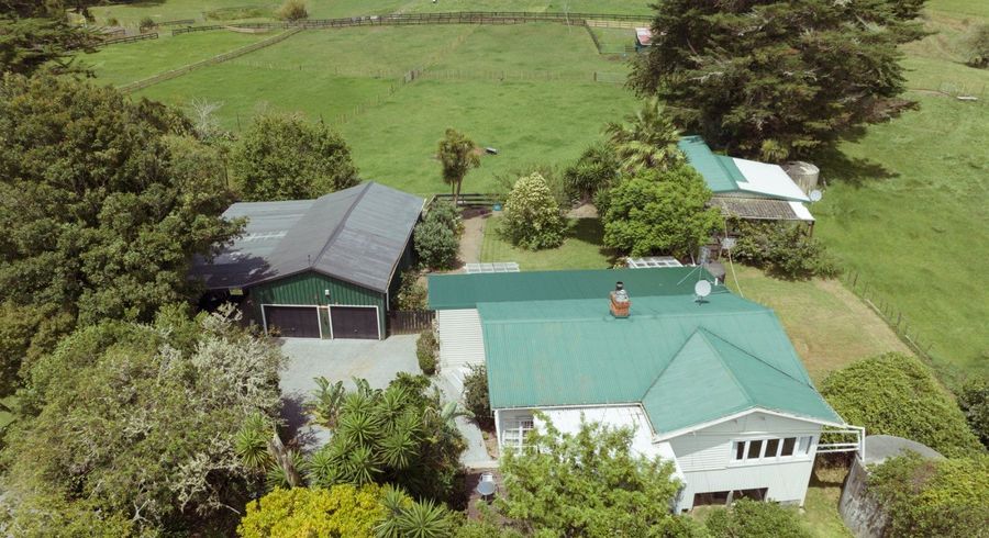  at 295 Taupaki Road, Henderson