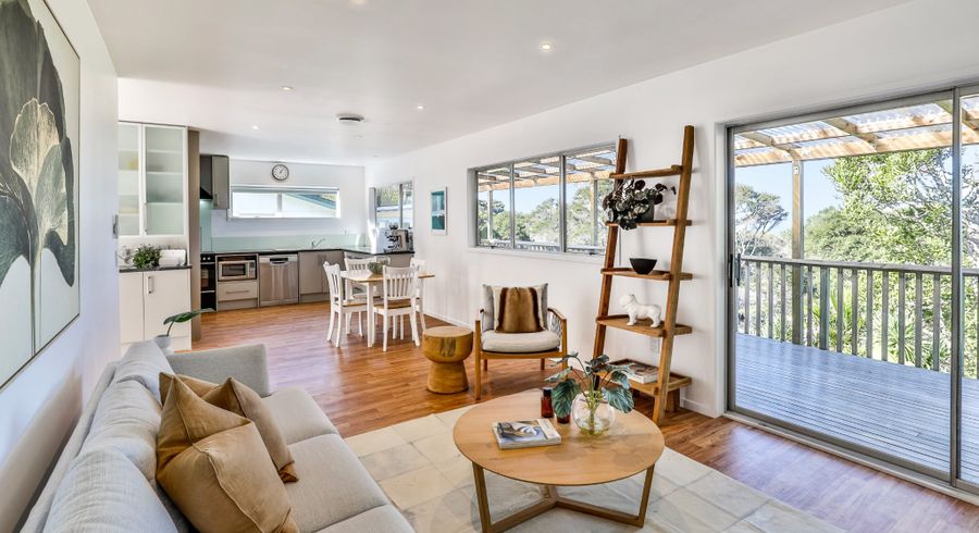  at 742 South Titirangi Road, Titirangi, Auckland