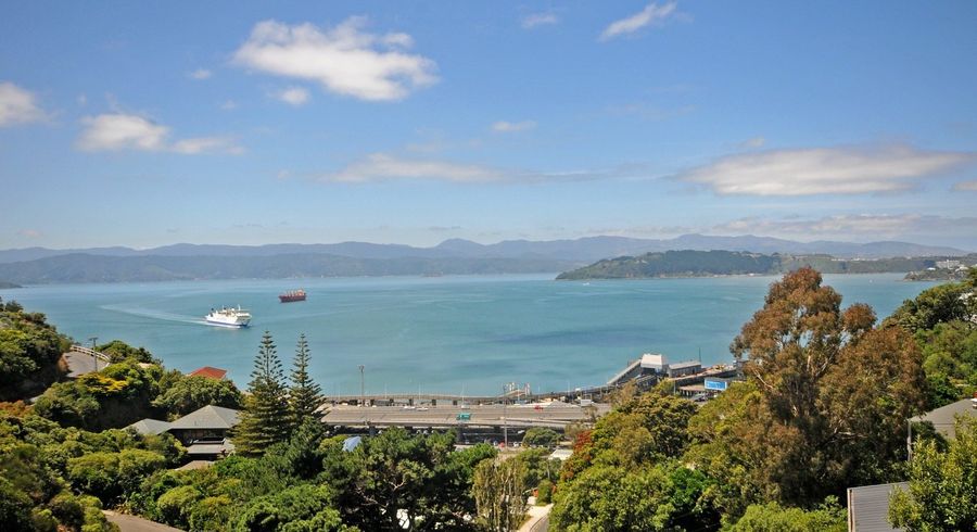  at 2/82 Barnard Street, Wadestown, Wellington, Wellington