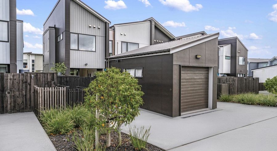  at 10 Walter Merton Road, Hobsonville, Waitakere City, Auckland