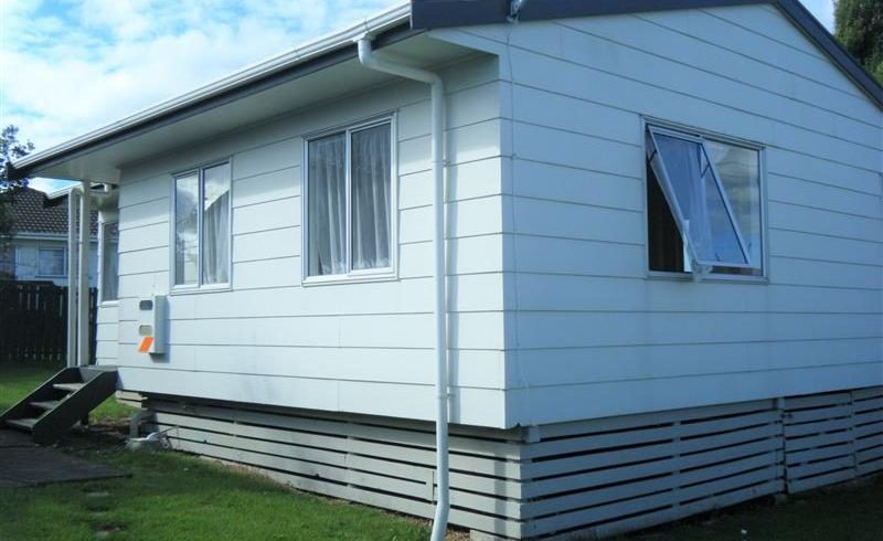  at 2/119 Flat Bush Road, Clover Park, Manukau City, Auckland