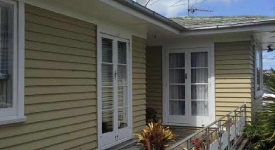  at 60 White Swan Road, Mount Roskill, Auckland City, Auckland