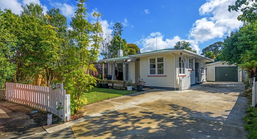  at 10 Denbigh Place, Awapuni, Palmerston North, Manawatu / Whanganui
