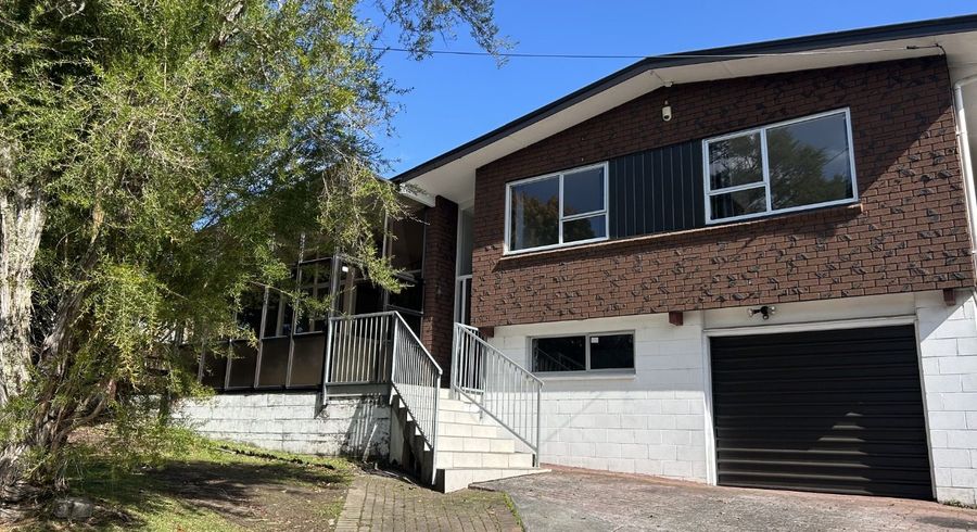  at 19 South Lynn Road, Titirangi, Waitakere City, Auckland