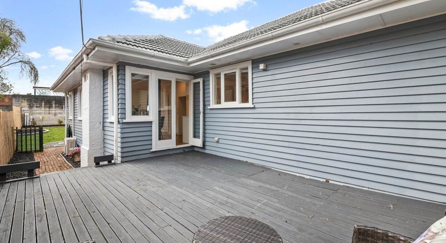  at 1/14 Taharoto Road, Takapuna, North Shore City, Auckland