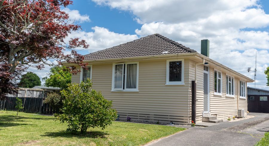  at 7 College Place, Chartwell, Hamilton