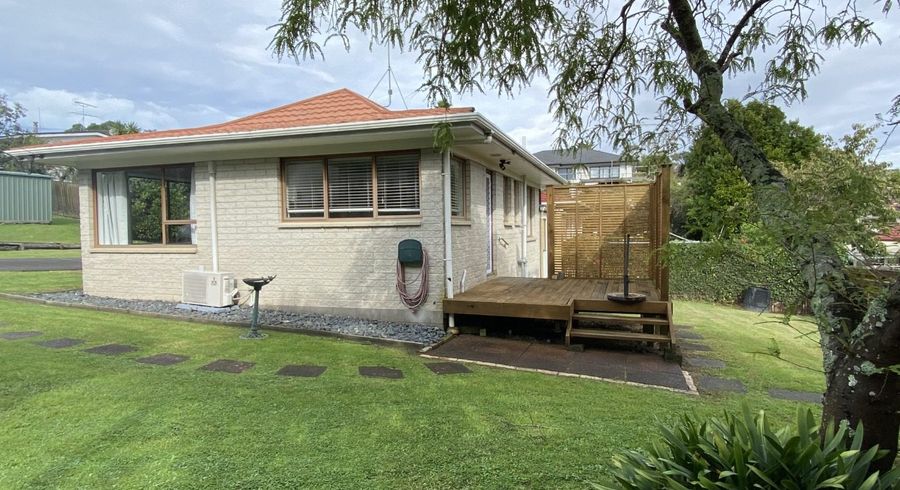  at 1/11 Tainui Street, Torbay, North Shore City, Auckland