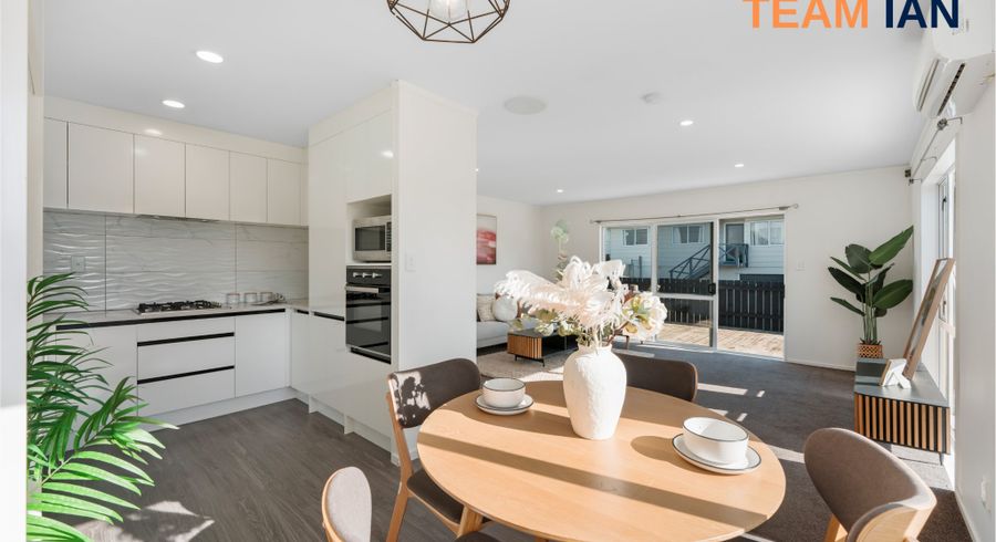  at 1/42 Pomaria Road, Henderson, Waitakere City, Auckland