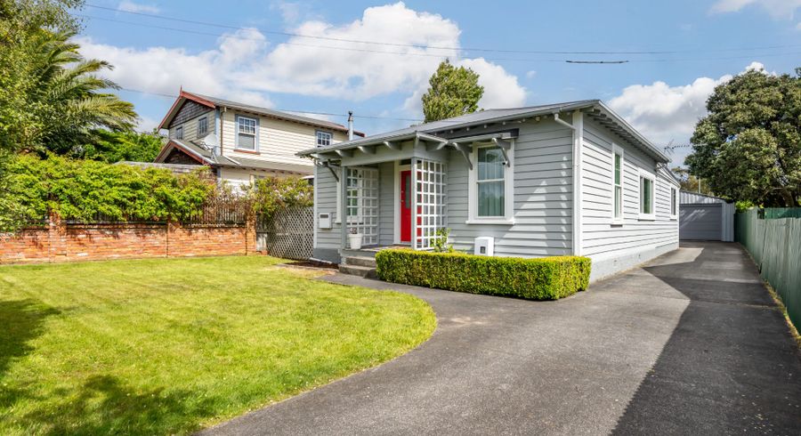  at 30 Elizabeth Street, Moera, Lower Hutt