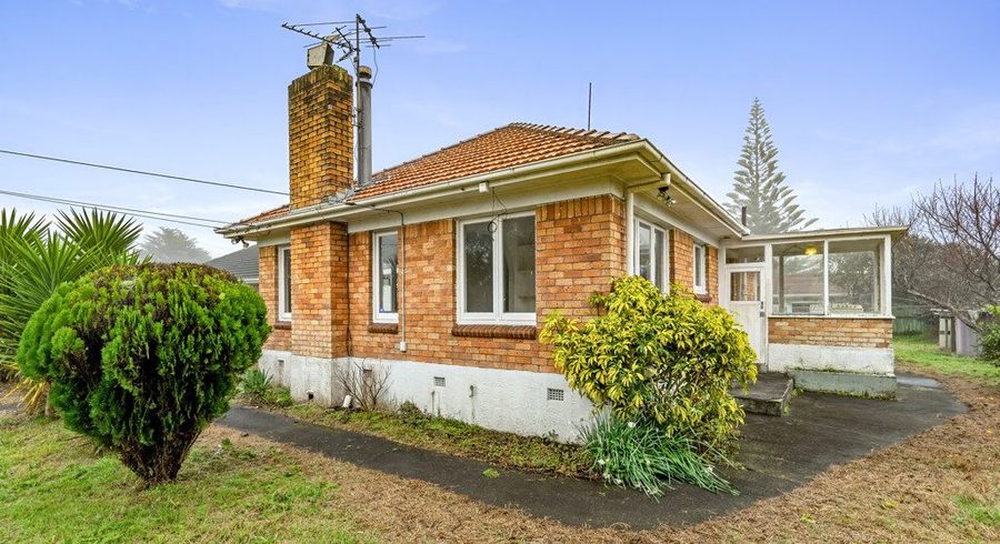  at 49 Puhinui Road, Manukau, Auckland